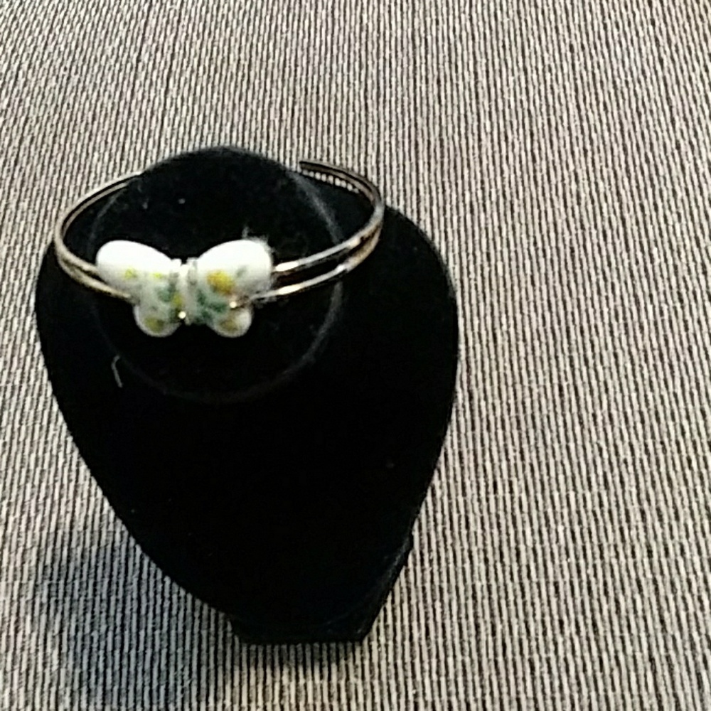 Avon burst of spring bracelet
